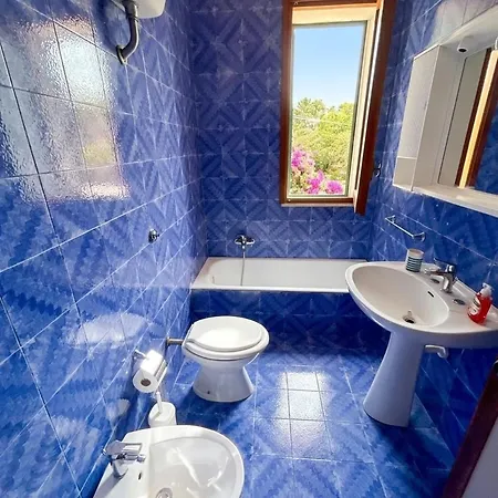 Rosa 100 Dal Mare, 3 Posti Auto E Giardino 펜션 *